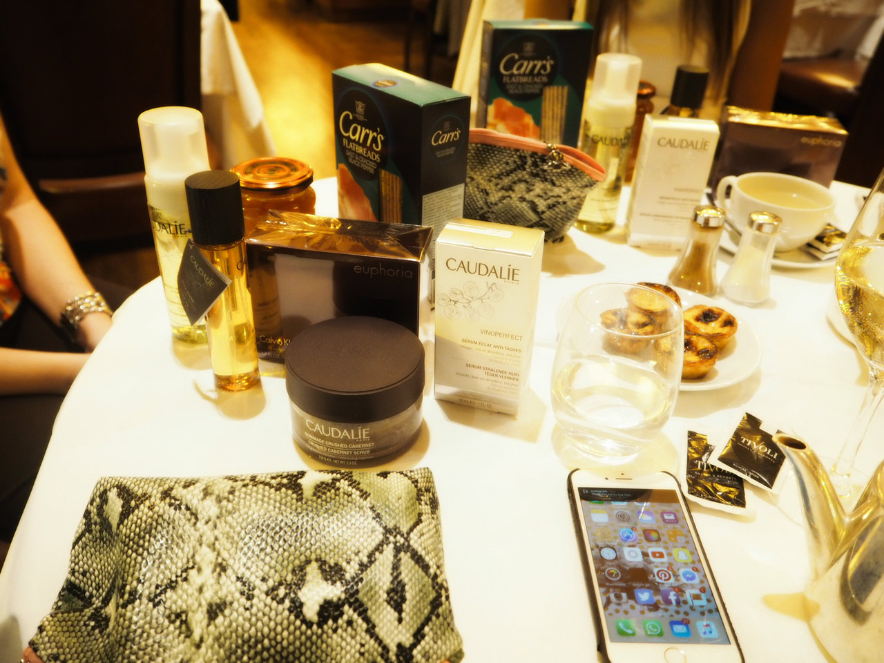 IMG_6039_a.jpg IMG_6039_a.jpg